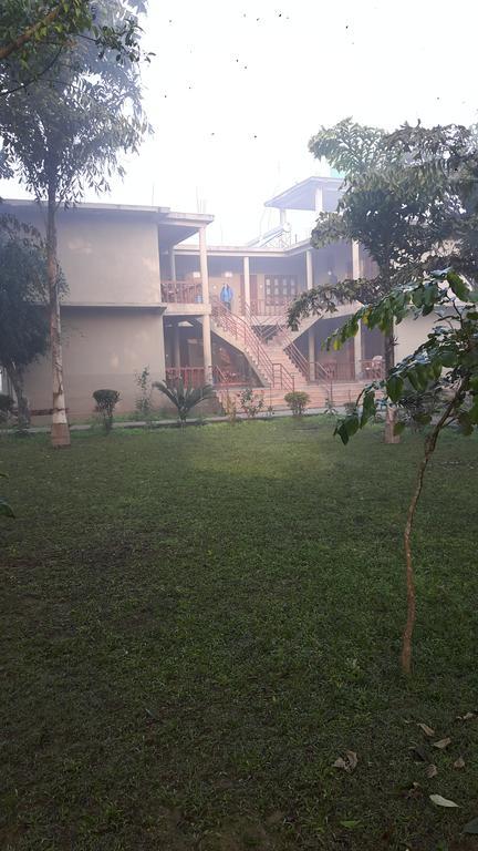 סאורהה Unique Wild Resort מראה חיצוני תמונה