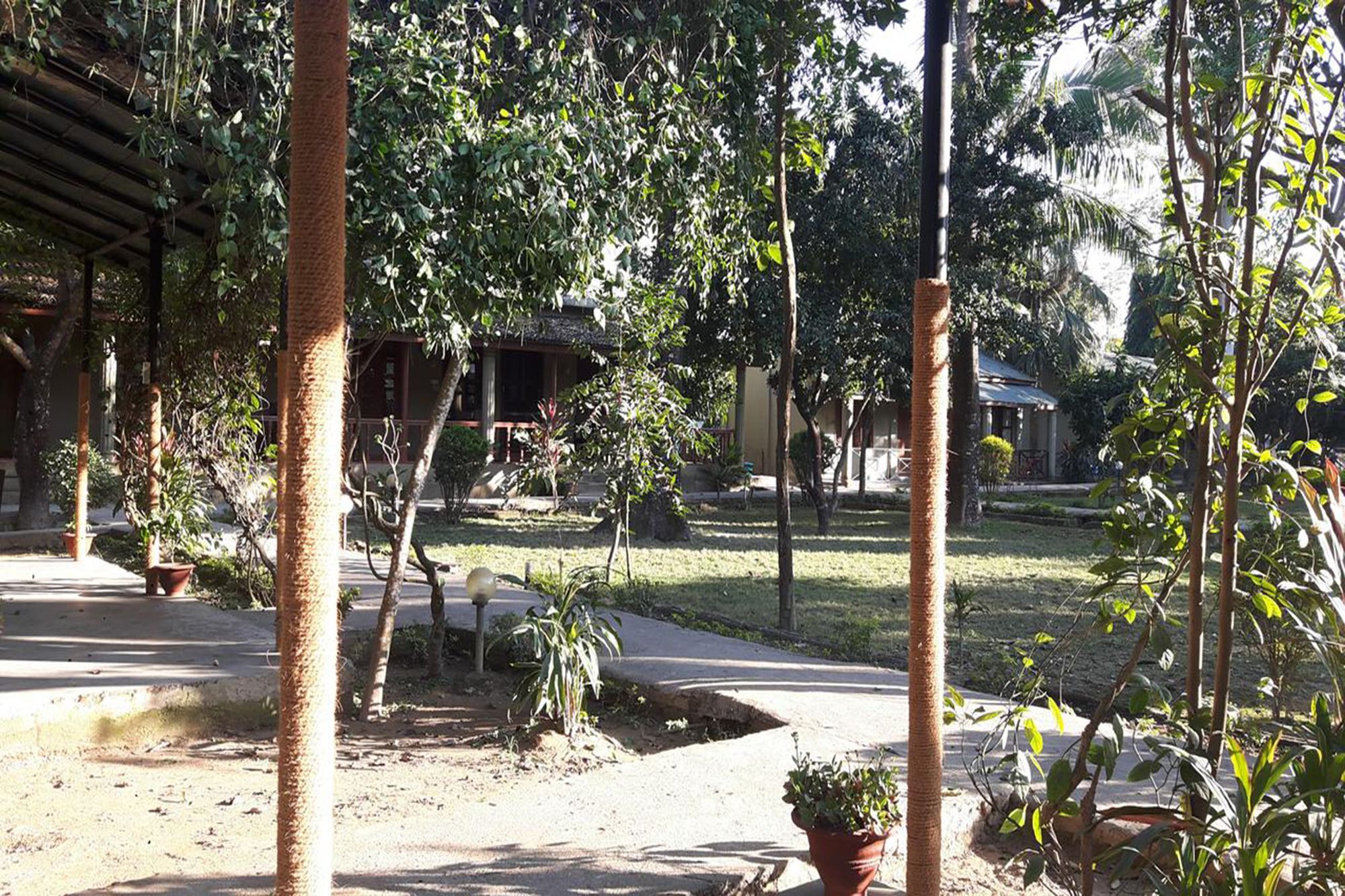 סאורהה Unique Wild Resort מראה חיצוני תמונה